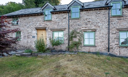 Black Mountains Farmhouse 1