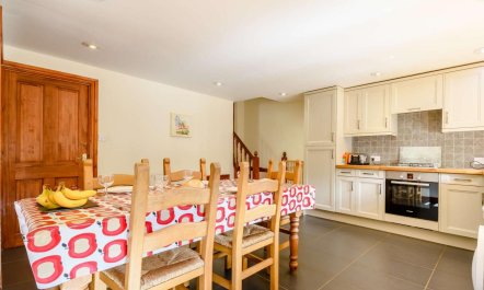 3 Bed in Evesham 8