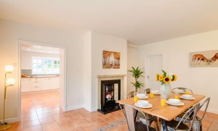 3 Bed in Rochdale 8
