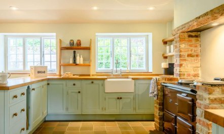 3 Bed in Beaminster 1