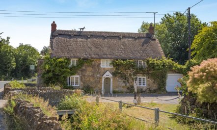 3 Bed in Beaminster
