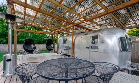 Airstream & Airwaves 1