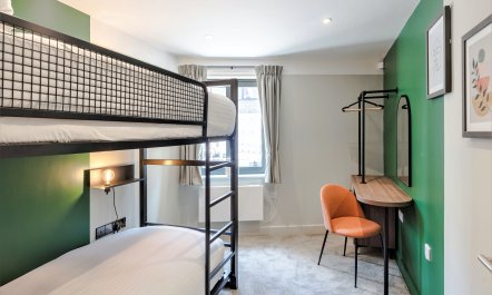 Jacob's Room 9