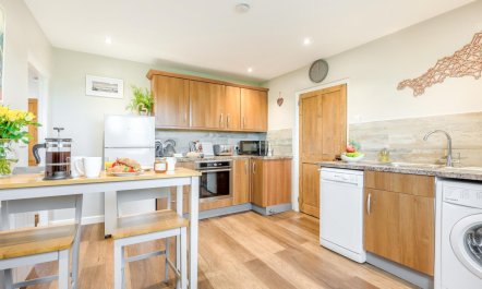 2 Bed in Looe 1