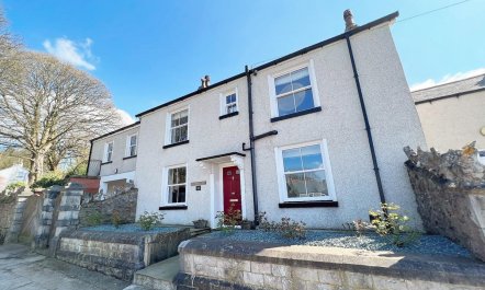 5 Bed in Askam-in-Furness