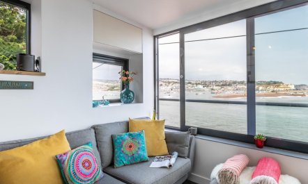 1 Bed in Teignmouth 7