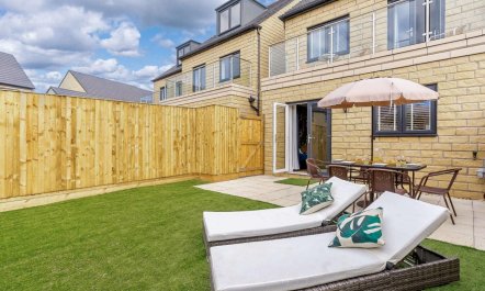 4 Bed in Whitby 4