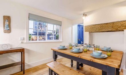 3 Bed in Whitby 6