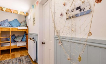 3 Bed in Whitby 8