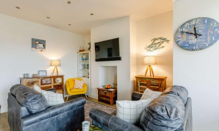 3 Bed in Seahouses 2