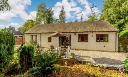 2 Bed in Windermere 4