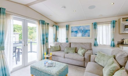 2 Bed in New Milton 2