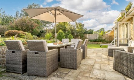 4 Bed in Dorchester 1