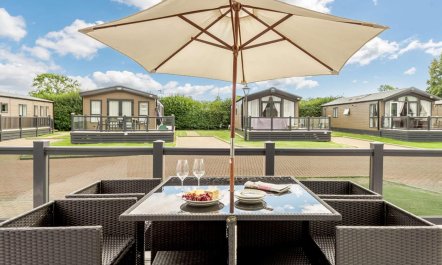 2 Bed in New Milton 3