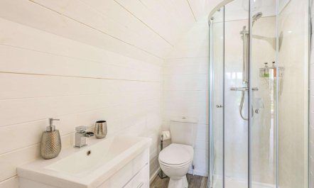 1 Bed in Holsworthy 9