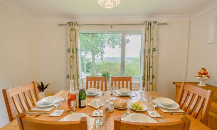 3 Bed in Holsworthy 5