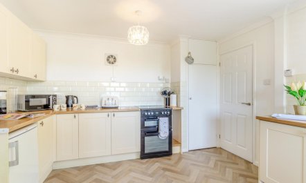 3 Bed in Holsworthy 3