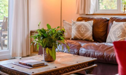 3 Bed in Cheltenham 1