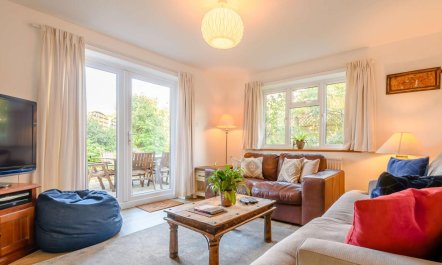 3 Bed in Cheltenham 6