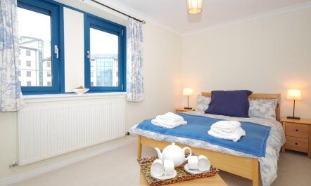 2 Bed in Edinburgh 4