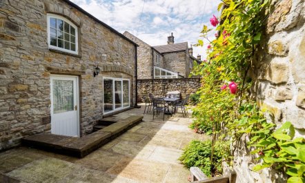 3 Bed in Eyam 2