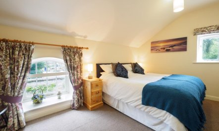 3 Bed in Eyam 9