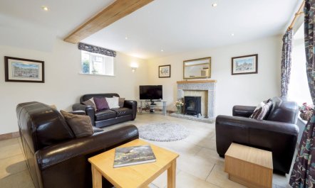 3 Bed in Eyam 7
