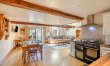 5 Bed in Preston 1
