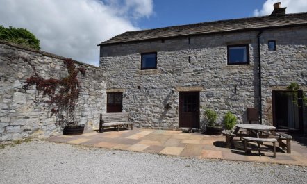 3 Bed in Ashford In The Water