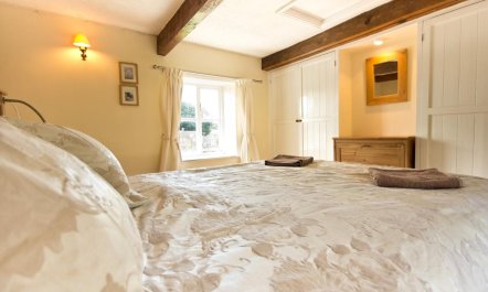 2 Bed in Eyam 8