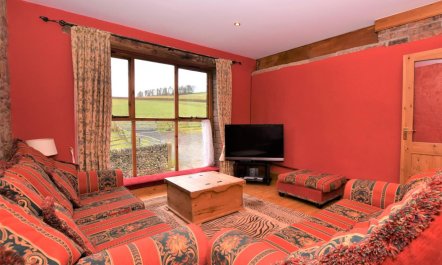 4 Bed in Whaley Bridge 4