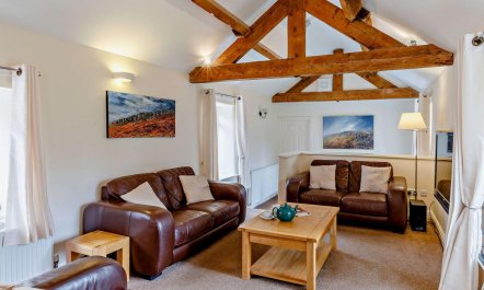 3 Bed in Eyam 3