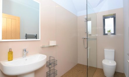 2 Bed in Lincoln 6