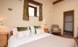 2 Bed in Whaley Bridge 6