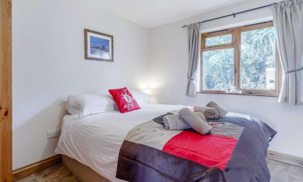 2 Bed in Worcester 9