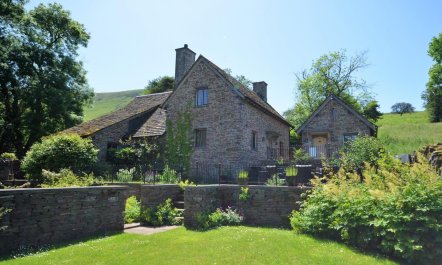 5 Bed in Hereford 2