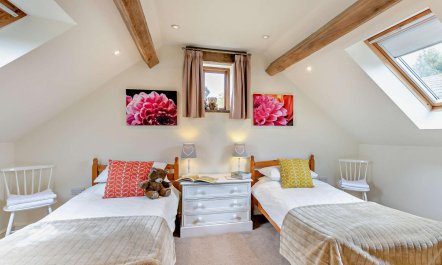 2 Bed in Barlow 7