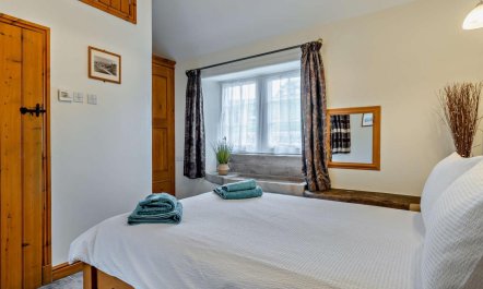 2 Bed in Hartington 6