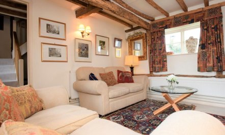 2 Bed in Bedford 4