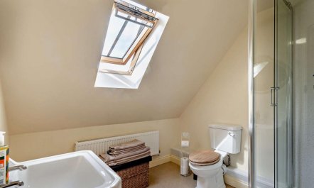 2 Bed in Newthorpe 9