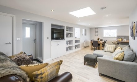 3 Bed in Mundeseley 2