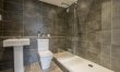 3 Bed in Mundeseley 6