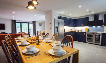 5 Bed in Gloucester 3