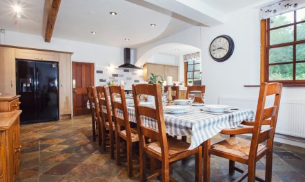 5 Bed in Worcester 2