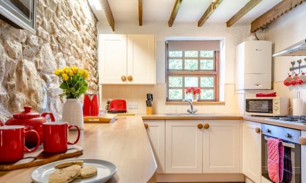 1 Bed in Penclawdd 7