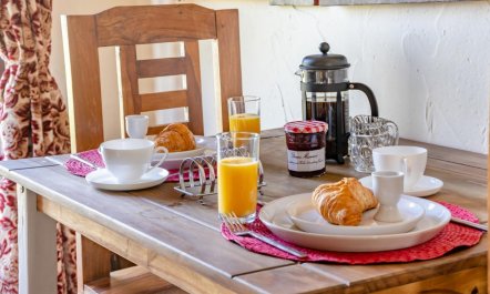 1 Bed in Penclawdd 1