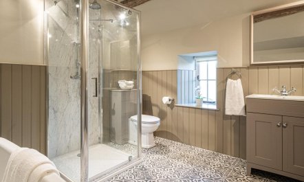 4 Bed in Kirkbymoorside 6