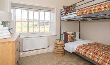 4 Bed in Kirkbymoorside 9