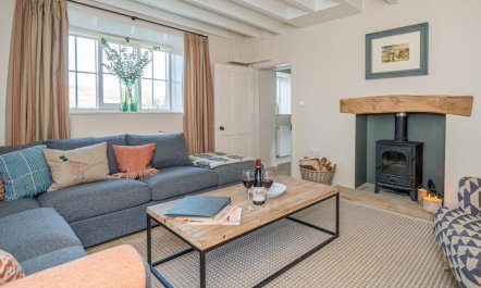 4 Bed in Kirkbymoorside 1