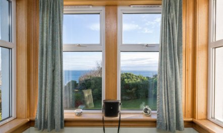 2 Bed in Isle Of Arran 6